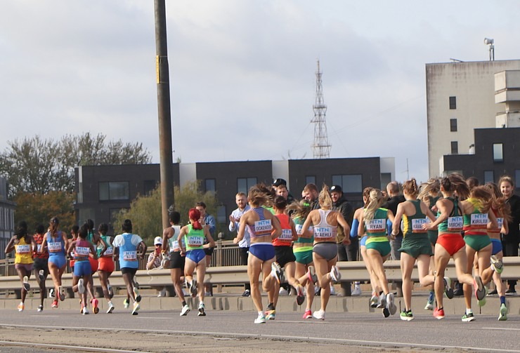 Pasaules skriešanas čempionāts 2023 Rīgā pulcē pasaules labākos ielu skrējējus labos laika apstākļos Pasaules skriešanas čempionāts 2023 Rīgā pulcē pasaules labākos ielu skrējējus labos laika apstākļos 343931