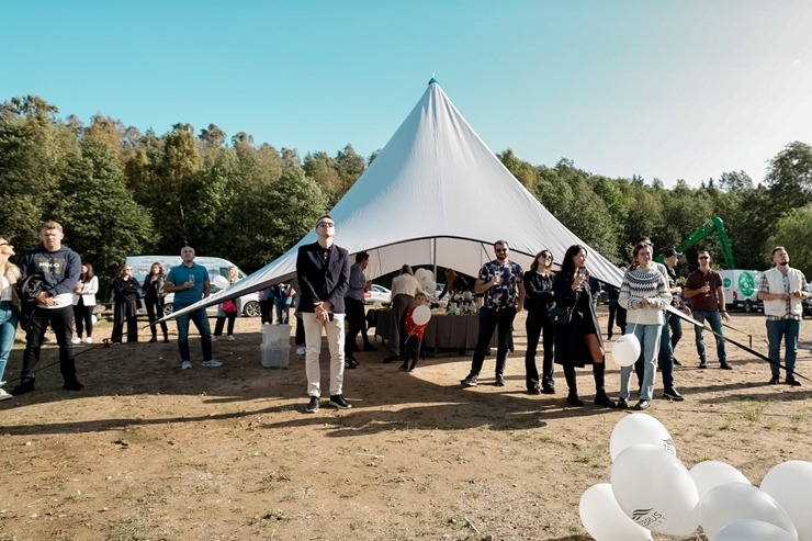 Pie gleznaina ezera Zemgalē atklāj romantiskas naktsmītnes – «Zebrus resort». Foto: Zebrus resort 344281
