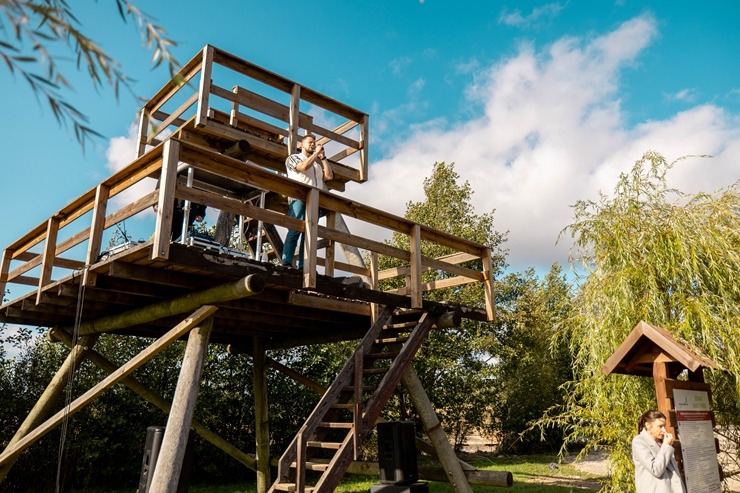 Pie gleznaina ezera Zemgalē atklāj romantiskas naktsmītnes – «Zebrus resort». Foto: Zebrus resort Pie gleznaina ezera Zemgalē atklāj romantiskas naktsmītnes – «Zebrus resort». Foto: Zebrus resort 344282