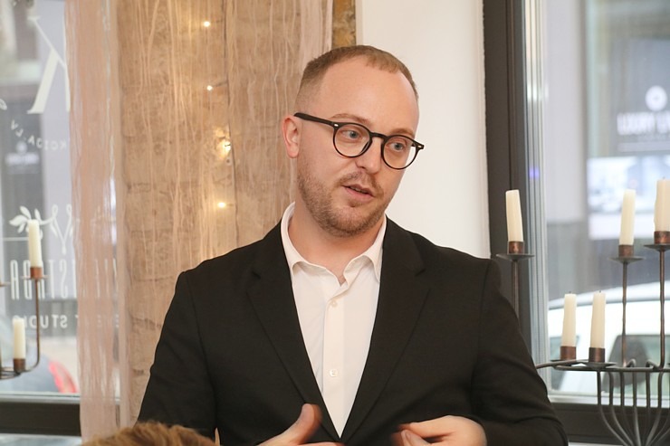 Starptautiskais ceļojumu tehnoloģiju uzņēmums «Rate Hawk» garšīgi satiekas ar Latvijas tūrisma firmām Starptautiskais ceļojumu tehnoloģiju uzņēmums «Rate Hawk» garšīgi satiekas ar Latvijas tūrisma firmām 344344