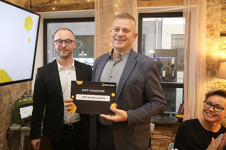 Starptautiskais ceļojumu tehnoloģiju uzņēmums «Rate Hawk» garšīgi satiekas ar Latvijas tūrisma firmām Starptautiskais ceļojumu tehnoloģiju uzņēmums «Rate Hawk» garšīgi satiekas ar Latvijas tūrisma firmām 344353