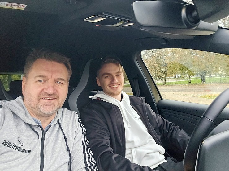 Travelnews.lv ar jauno un elektrisko «VW ID.3» apceļo Kurzemi un Rīgu 345366