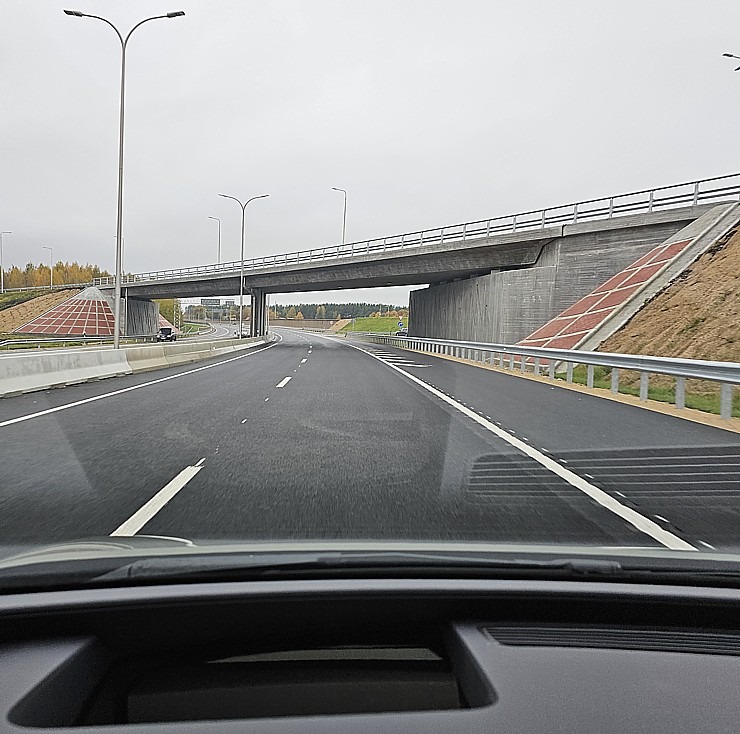 Travelnews.lv ar jauno un elektrisko «VW ID.3» apceļo Kurzemi un Rīgu 345379