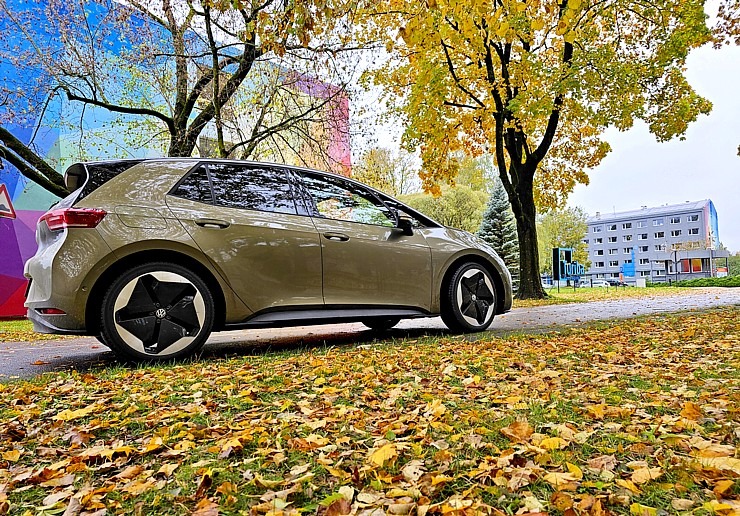 Travelnews.lv ar jauno un elektrisko «VW ID.3» apceļo Kurzemi un Rīgu 345391