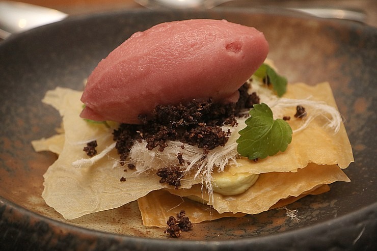 Travelnews.lv izbauda «Grand Hotel Kempinski Riga» restorāna «Stage22» jauno ēdienkarti «Asian Fusion» Travelnews.lv izbauda «Grand Hotel Kempinski Riga» restorāna «Stage22» jauno ēdienkarti «Asian Fusion» 345419
