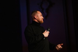 21