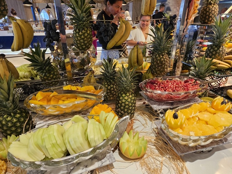Travelnews.lv sadarbībā ar «ANEX Tour» izbauda jaunās Šarm eš Šeihas viesnīcas «Rixos Radamis» brokastis Travelnews.lv sadarbībā ar «ANEX Tour» izbauda jaunās Šarm eš Šeihas viesnīcas «Rixos Radamis» brokastis 347556