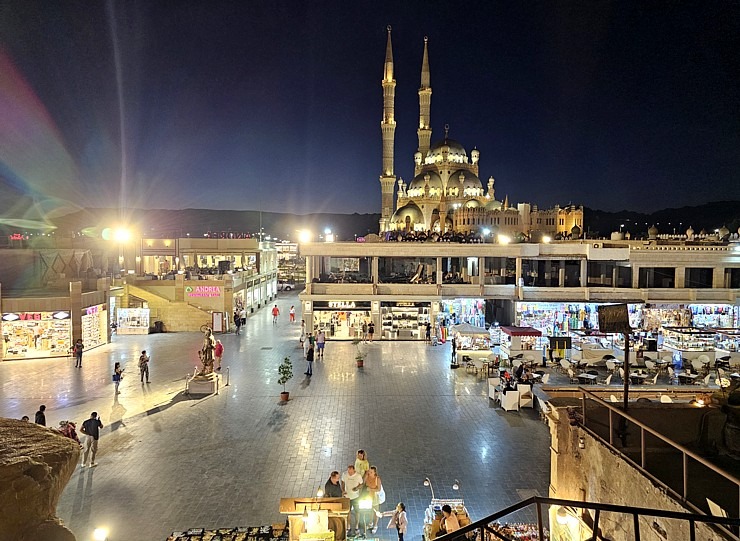Travelnews.lv sadarbībā ar «ANEX Tour» iepazīt veco un moderno Šarm eš Šeihas kūrortu 347626