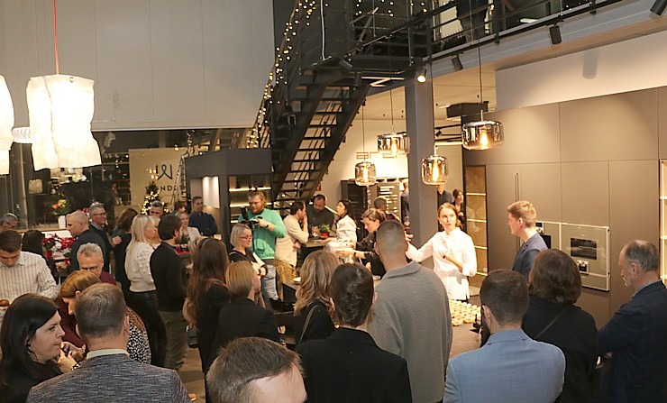 Travelnewslv piedalās pavārgrāmatas «BALTIC CHEFS 2» un ARENS salona jaunās ekspozīcijas prezentāciju Travelnewslv piedalās pavārgrāmatas «BALTIC CHEFS 2» un ARENS salona jaunās ekspozīcijas prezentāciju 347807