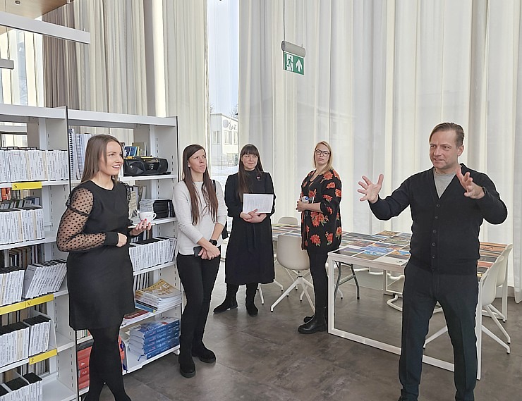 Jānis Deinats, Inta Ruka, Reinis Hofmanis un Travelnews.lv ar Gada Auto 2024 «Nissan X-Trail» dodas uz Ventspili Jānis Deinats, Inta Ruka, Reinis Hofmanis un Travelnews.lv ar Gada Auto 2024 «Nissan X-Trail» dodas uz Ventspili 348306