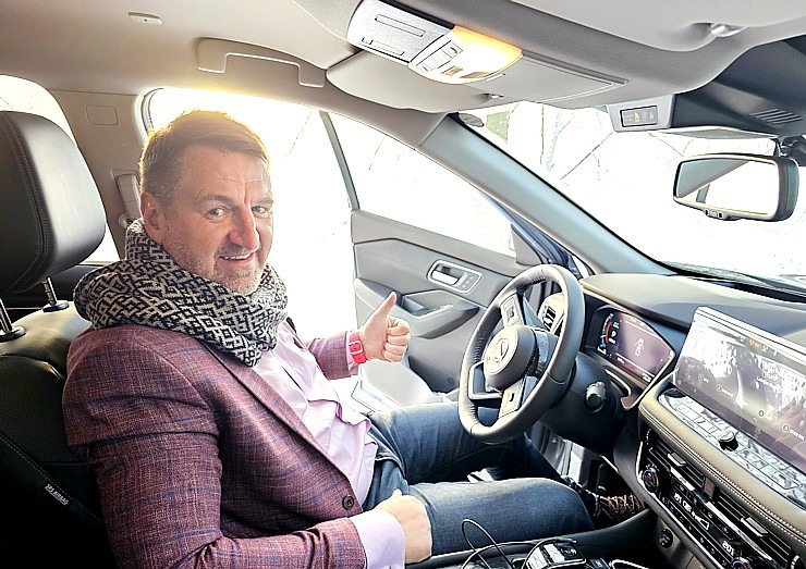 Jānis Deinats, Inta Ruka, Reinis Hofmanis un Travelnews.lv ar Gada Auto 2024 «Nissan X-Trail» dodas uz Ventspili Jānis Deinats, Inta Ruka, Reinis Hofmanis un Travelnews.lv ar Gada Auto 2024 «Nissan X-Trail» dodas uz Ventspili 348317