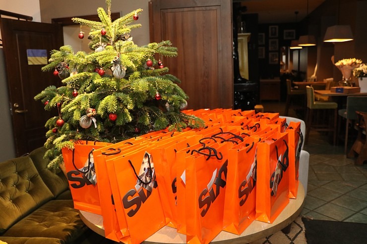 Auto noma «Sixt Latvija» kopā ar šefpavāru Mārtiņu Sirmo rīko Ziemassvētku pateicības brokastis sadarbības partneriem Auto noma «Sixt Latvija» kopā ar šefpavāru Mārtiņu Sirmo rīko Ziemassvētku pateicības brokastis sadarbības partneriem 348337