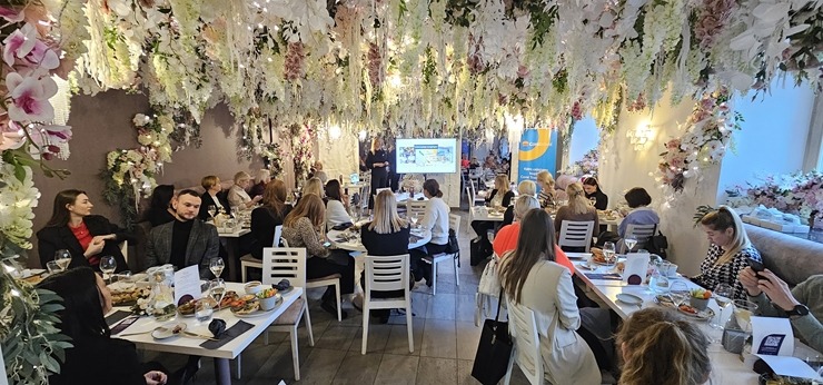 «Coral Travel Latvia» kopā ar Turcijas «Nirvana Hotels» pulcē ceļojumu konsultantus uz bagātīgām brokastīm «Coral Travel Latvia» kopā ar Turcijas «Nirvana Hotels» pulcē ceļojumu konsultantus uz bagātīgām brokastīm 348758