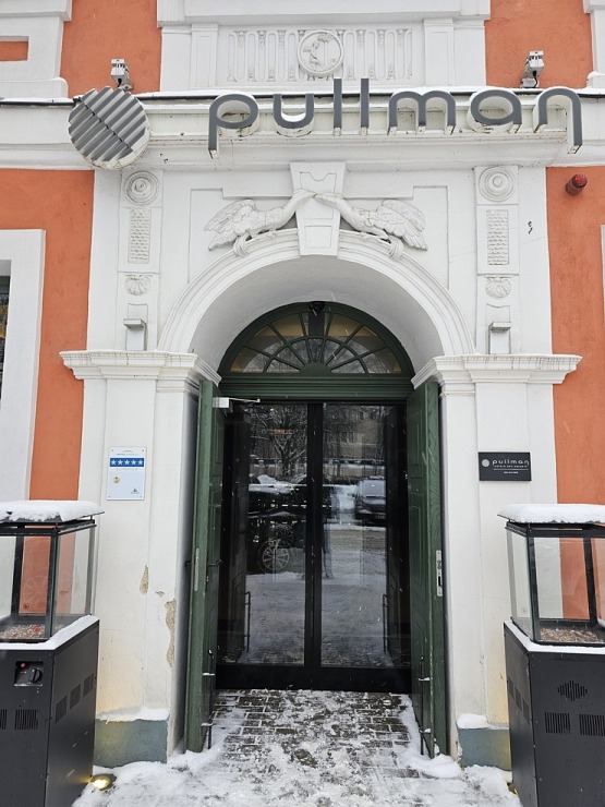Pavāru kluba 20.gadu jubilejas kopsapulce notiek viesnīcā «Pullman Riga Old Town». Foto: Līga Elsiņa-Zuicena / Aivars Mackevičs Pavāru kluba 20.gadu jubilejas kopsapulce notiek viesnīcā «Pullman Riga Old Town». Foto: Līga Elsiņa-Zuicena / Aivars Mackevičs 348944