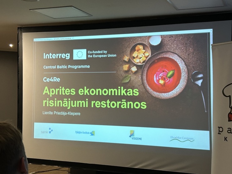 Pavāru kluba 20.gadu jubilejas kopsapulce notiek viesnīcā «Pullman Riga Old Town». Foto: Līga Elsiņa-Zuicena / Aivars Mackevičs Pavāru kluba 20.gadu jubilejas kopsapulce notiek viesnīcā «Pullman Riga Old Town». Foto: Līga Elsiņa-Zuicena / Aivars Mackevičs 348964