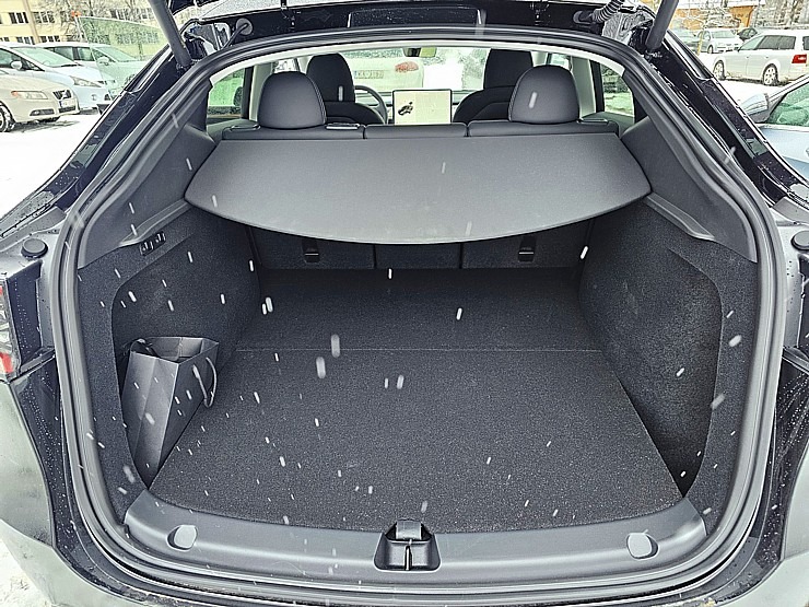 Apceļojam sniegoto Latviju ar auto nomas «Sixt Latvija» spēkratu «Tesla Y Long Range AWD» 349139