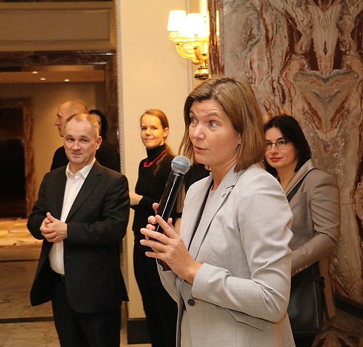 «Grand Hotel Kempinski Riga» atklāj austriešu mākslinieka Leo Štopfera (Leo Stopfer) gleznu izstādi par baleta tēmu 349228