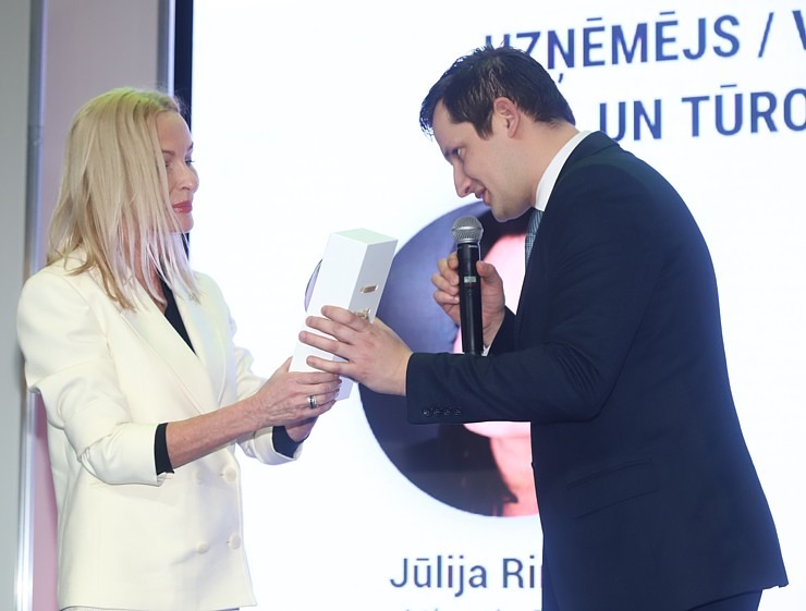 «GADA CILVĒKS TŪRISMĀ 2023» laureāti tiek apbalvoti tūrisma izstādē «Balttour 2024» 349724