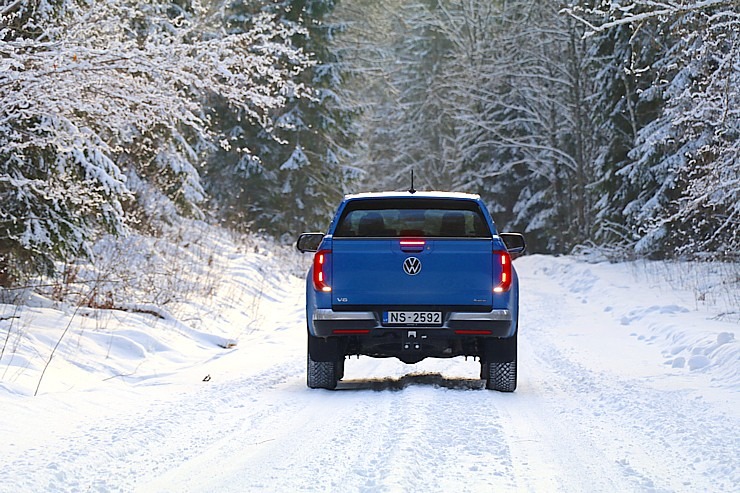Apceļojam Latviju ar otrās paaudzes 6 cilindru jaudīgo «VW Amarok» 350091
