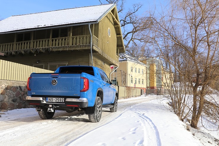 Apceļojam Latviju ar otrās paaudzes 6 cilindru jaudīgo «VW Amarok» 350125