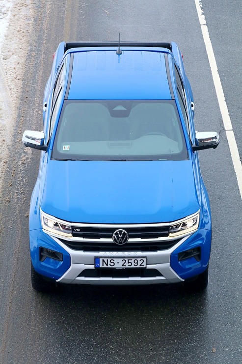 Apceļojam Latviju ar otrās paaudzes 6 cilindru jaudīgo «VW Amarok» 350126