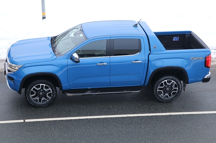 Apceļojam Latviju ar otrās paaudzes 6 cilindru jaudīgo «VW Amarok» 350127