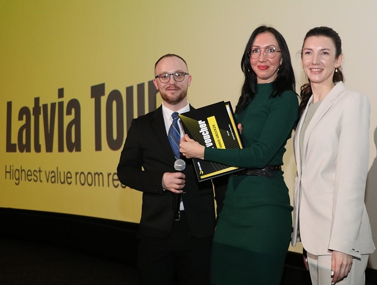 Starptautiskais ceļojumu tehnoloģiju uzņēmums «Rate Hawk» atzīmē ražīgo sadarbību ar Latvijas tūrisma firmām Starptautiskais ceļojumu tehnoloģiju uzņēmums «Rate Hawk» atzīmē ražīgo sadarbību ar Latvijas tūrisma firmām 350285