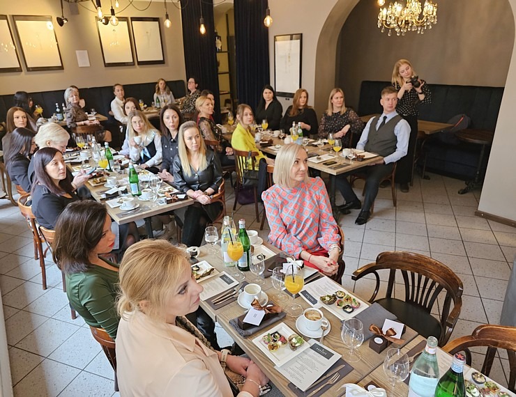 «Coral Travel Latvia» un «Rixos Hotels» lutina Latvijas tūrisma firmas restorānā «Buržujs» 350404