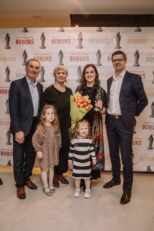 Skati latgaliešu kultūras gada balvas «Boņuks 2023» pasniegšanu. Foto: Dagnija Bernāne / Latgales vēstniecība GORS Skati latgaliešu kultūras gada balvas «Boņuks 2023» pasniegšanu. Foto: Dagnija Bernāne / Latgales vēstniecība GORS 350522