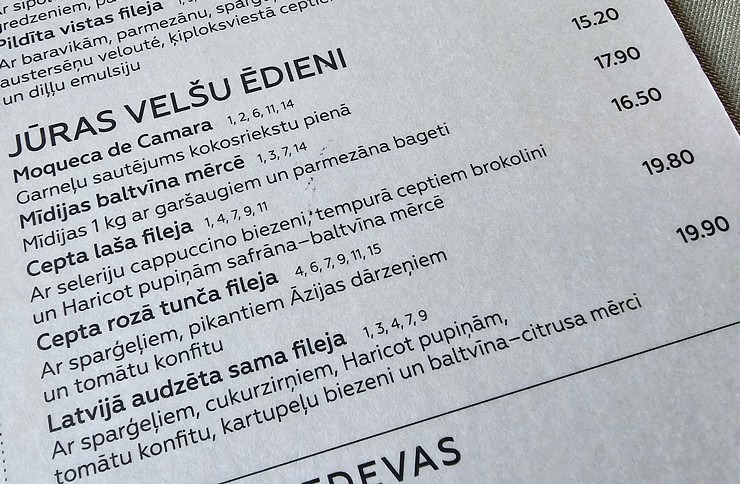 Travelnews.lv pēc 20 km pārgājiena dodas ieturēt maltīti Ozolnieku restorānā «Masti Grill&Chill» Travelnews.lv pēc 20 km pārgājiena dodas ieturēt maltīti Ozolnieku restorānā «Masti Grill&Chill» 351138