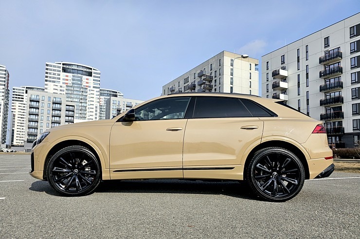 Travelnews.lv apceļo Latviju ar 340 zirgspēku jaudīgo «Audi Q8» 351201