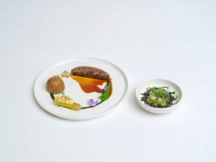 Latvijas pavāru komanda izcīnīja 12. vietu starp labākajām Eiropas un Pasaules komandām Tronheimā Norvēģijā. Foto: Latvijas Pavāru klubs un Bocuse d’O Latvijas pavāru komanda izcīnīja 12. vietu starp labākajām Eiropas un Pasaules komandām Tronheimā Norvēģijā. Foto: Latvijas Pavāru klubs un Bocuse d’O 351313