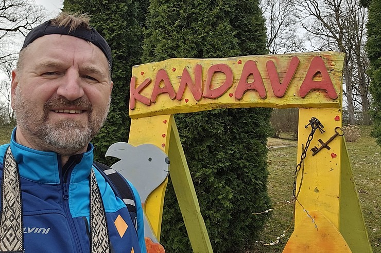 25 km pārgājiens Kandavas apkārtnē ļauj iepazīt pilsētu, Čužu purvu un Abavas senleju 352078