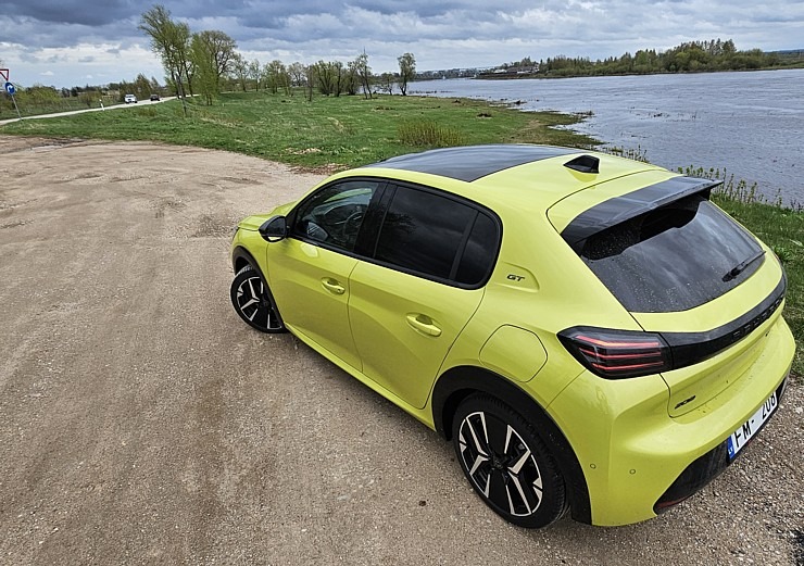 Ar jauno un ekonomisko «Peugeot 208 1.2 Hybrid» apceļojam Latgali un Sēliju. Sadarbībā ar Autobassadone.lv Ar jauno un ekonomisko «Peugeot 208 1.2 Hybrid» apceļojam Latgali un Sēliju. Sadarbībā ar Autobassadone.lv 352199