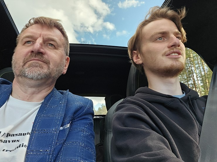 Ar jauno un ekonomisko «Peugeot 208 1.2 Hybrid» apceļojam Latgali un Sēliju. Sadarbībā ar Autobassadone.lv Ar jauno un ekonomisko «Peugeot 208 1.2 Hybrid» apceļojam Latgali un Sēliju. Sadarbībā ar Autobassadone.lv 352218