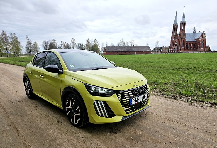 Ar jauno un ekonomisko «Peugeot 208 1.2 Hybrid» apceļojam Latgali un Sēliju. Sadarbībā ar Autobassadone.lv Ar jauno un ekonomisko «Peugeot 208 1.2 Hybrid» apceļojam Latgali un Sēliju. Sadarbībā ar Autobassadone.lv 352194
