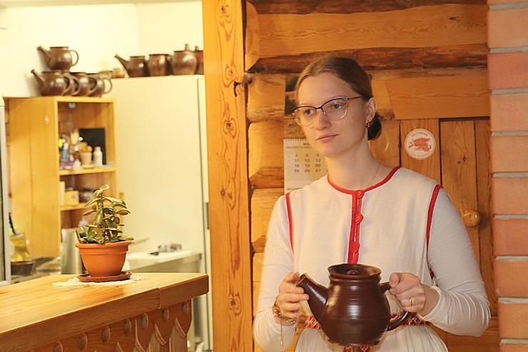 Travelnews.lv sadarbībā ar ALTA izbauda setu kulināro mantojumu Igaunijas tējas mājā «Seto Tsäimaja» Travelnews.lv sadarbībā ar ALTA izbauda setu kulināro mantojumu Igaunijas tējas mājā «Seto Tsäimaja» 352265