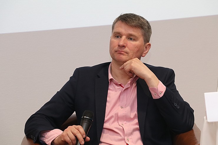 Tūrisma nozare viesnīcā «Riga Islande Hotel» diskutē ar Eiropas Parlamenta deputāta amata kandidātiem 352364