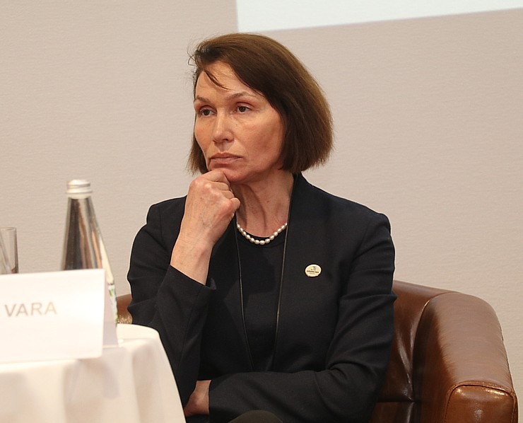 Tūrisma nozare viesnīcā «Riga Islande Hotel» diskutē ar Eiropas Parlamenta deputāta amata kandidātiem Tūrisma nozare viesnīcā «Riga Islande Hotel» diskutē ar Eiropas Parlamenta deputāta amata kandidātiem 352366