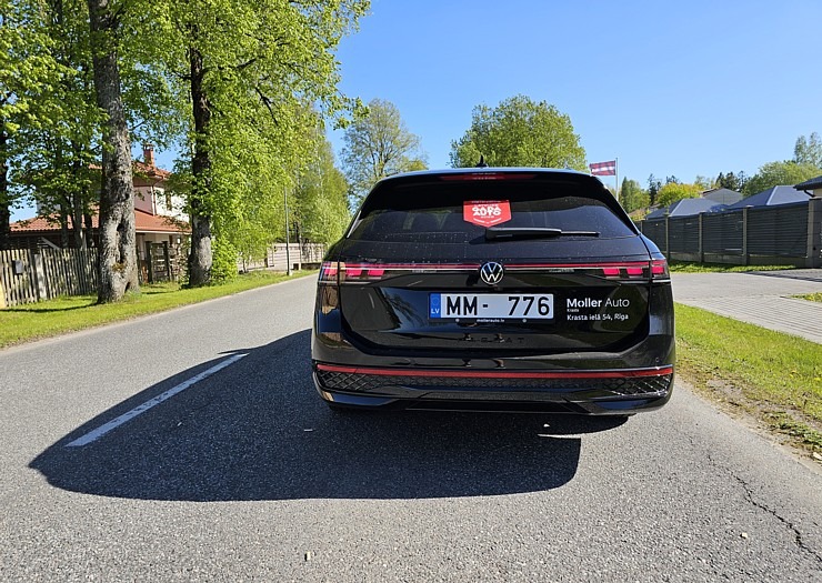 Travelnews.lv sadarbībā ar «Gada Auto» veic dienas testu ar 13 dažādiem spēkratiem 353584