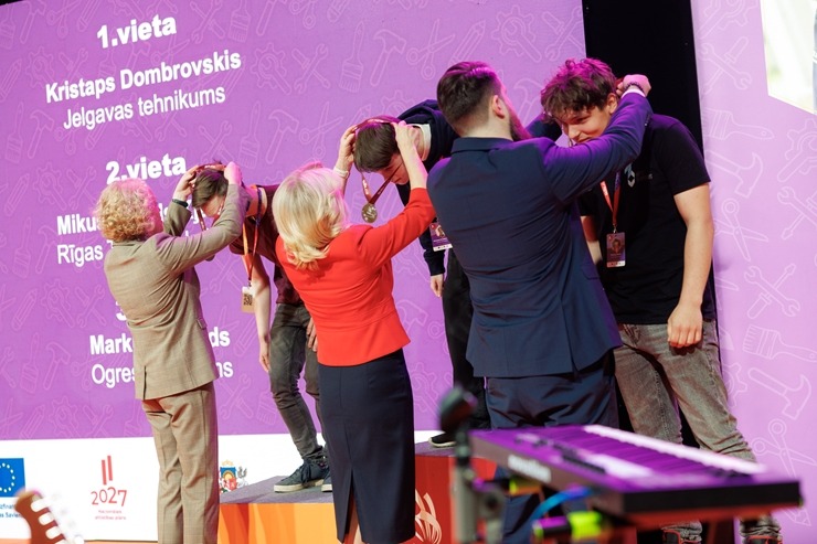 Konkursā SkillsLatvia 2024 noskaidroti Latvijas labākie jaunie profesionāļi. Foto: Toms Norde 353650