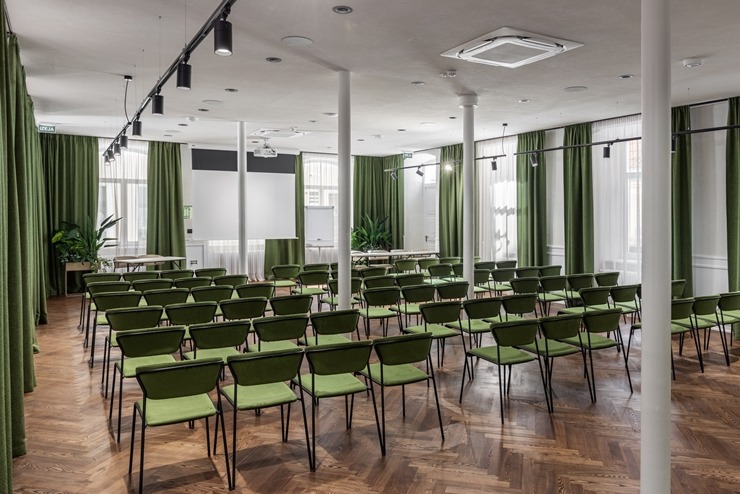 Šodien svinīgi atklās rekonstruēto viesnīcu «Konventa sēta Hotel» Vecrīgā. Foto: konventaseta.keystonecollection.com Šodien svinīgi atklās rekonstruēto viesnīcu «Konventa sēta Hotel» Vecrīgā. Foto: konventaseta.keystonecollection.com 353863