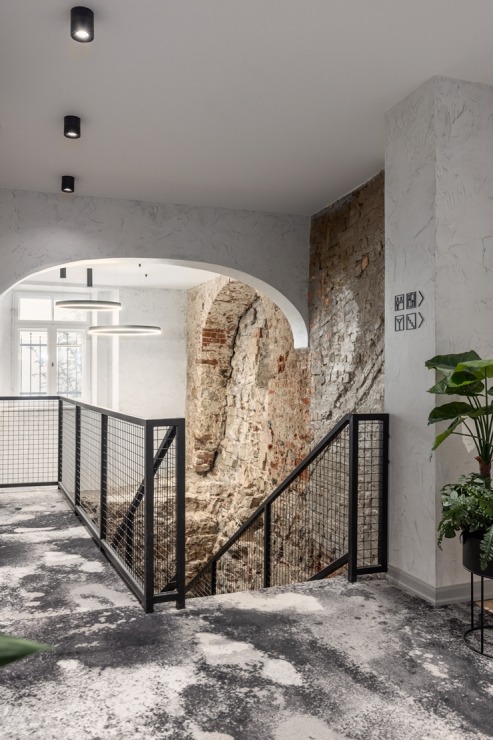Šodien svinīgi atklās rekonstruēto viesnīcu «Konventa sēta Hotel» Vecrīgā. Foto: konventaseta.keystonecollection.com Šodien svinīgi atklās rekonstruēto viesnīcu «Konventa sēta Hotel» Vecrīgā. Foto: konventaseta.keystonecollection.com 353856