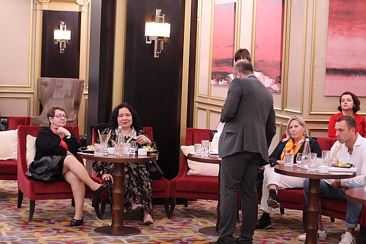 Vecrīgas 5 zvaigžņu viesnīcā «Grand Hotel Kempinski Riga» siera un viskija degustācijā iepazīstam «Maison Benjamin Kuentz» no Francijas. Foto: Rodions Vecrīgas 5 zvaigžņu viesnīcā «Grand Hotel Kempinski Riga» siera un viskija degustācijā iepazīstam «Maison Benjamin Kuentz» no Francijas. Foto: Rodions 353917
