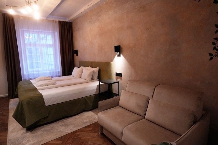 Daži fotomirkļi no Vecrīgas 4 zvaigžņu viesnīcas «Konventa Sēta Hotel» atklāšanas pasākuma. Foto: Konventa Sēta Hotel Daži fotomirkļi no Vecrīgas 4 zvaigžņu viesnīcas «Konventa Sēta Hotel» atklāšanas pasākuma. Foto: Konventa Sēta Hotel 354129