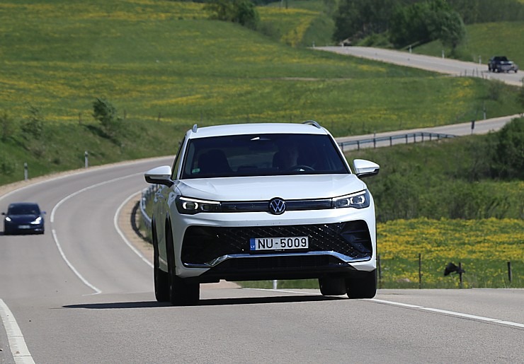 Travelnews.lv apceļo Vidzemi ar jauno «VW Tiguan 1.5 eTSI» 354313