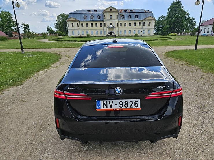 Sadarbībā ar auto nomu «Sixt Latvija» ceļojam uz Latgali, lai noskaidrotu... vai ezeros var peldēties? Sadarbībā ar auto nomu «Sixt Latvija» ceļojam uz Latgali, lai noskaidrotu... vai ezeros var peldēties? 354448