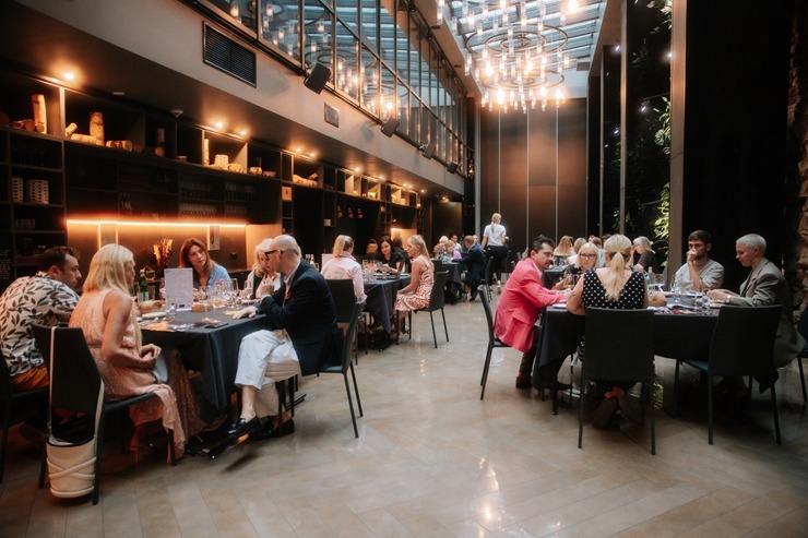 «Loop Luxury Fair» organizē viesnīcā «Pullman Riga Old Town» Latvijas tūrisma firmām luksusa ceļojumu darbnīcu. Foto: lobster-experience.com 354805
