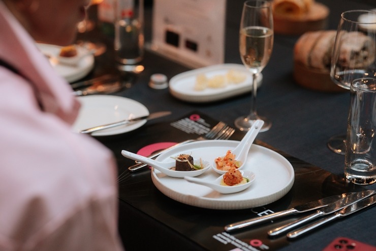«Loop Luxury Fair» organizē viesnīcā «Pullman Riga Old Town» Latvijas tūrisma firmām luksusa ceļojumu darbnīcu. Foto: lobster-experience.com «Loop Luxury Fair» organizē viesnīcā «Pullman Riga Old Town» Latvijas tūrisma firmām luksusa ceļojumu darbnīcu. Foto: lobster-experience.com 354807