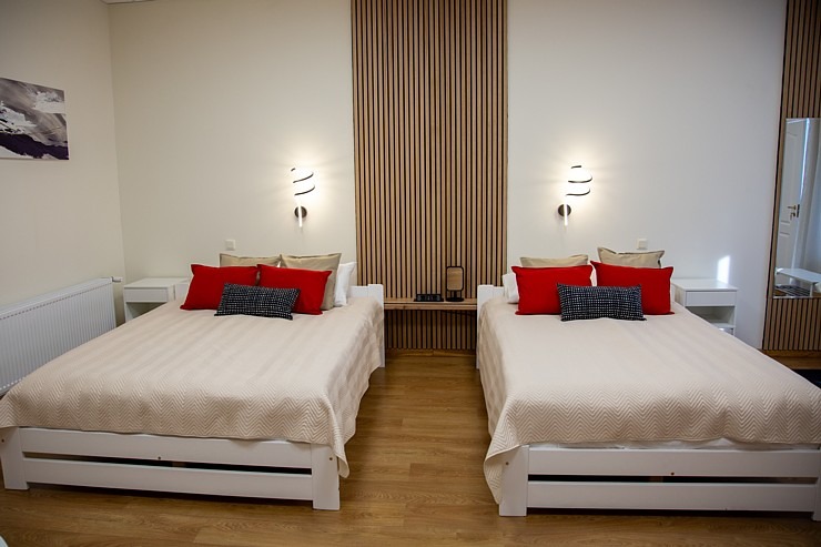 Latgales Krāslavā ceļotājus uzņem jauna, neliela un mūsdienīga naktsmītne «ApartHotelRitms». Foto: Oksana Mateja. Rezervācijas: +371 28348778 Latgales Krāslavā ceļotājus uzņem jauna, neliela un mūsdienīga naktsmītne «ApartHotelRitms». Foto: Oksana Mateja. Rezervācijas: +371 28348778 355211